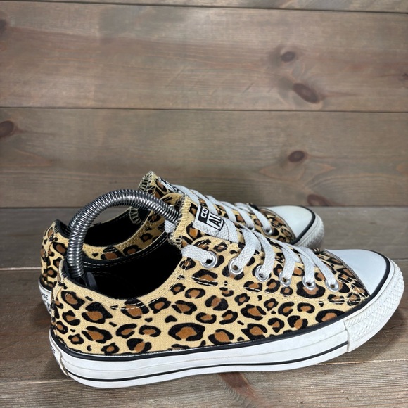 Converse all star chuck Taylor womens size 8 shoes leopard print comfort sneaker - Picture 2 of 9